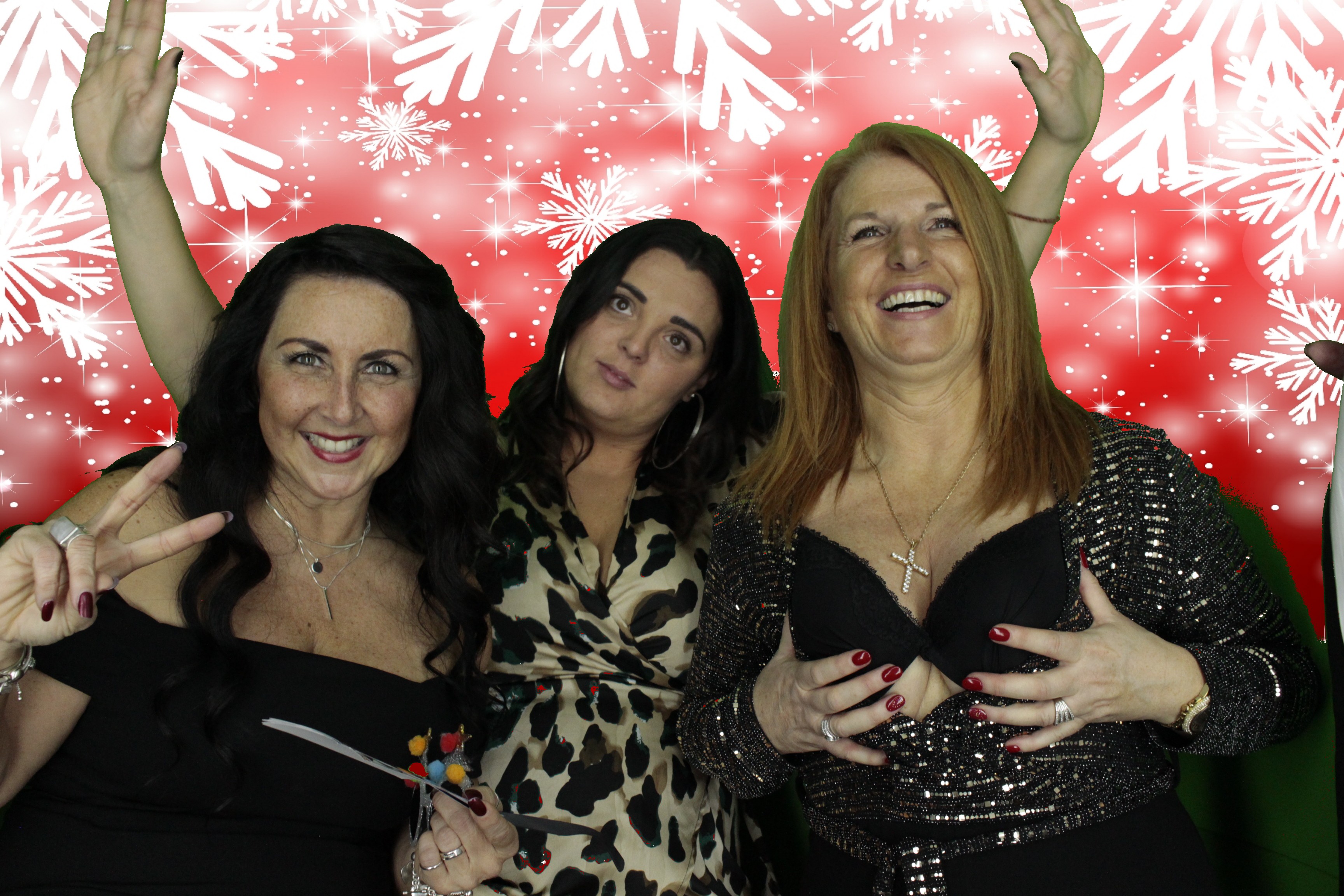 Silvermere Christmas Party | View more photos from the event at gallery.myphotoboothexperience.co.uk/u/MyPhotoBoothExperienceLtd/Silvermere-Christmas-Party-3